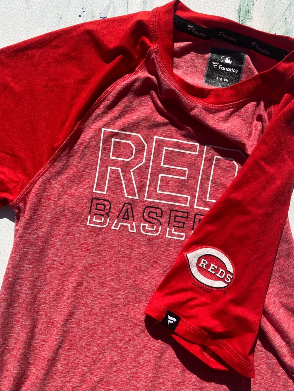 Cincinnati Reds Baseball Fanatics T-Shirt Red Size Small S MLB Licensed